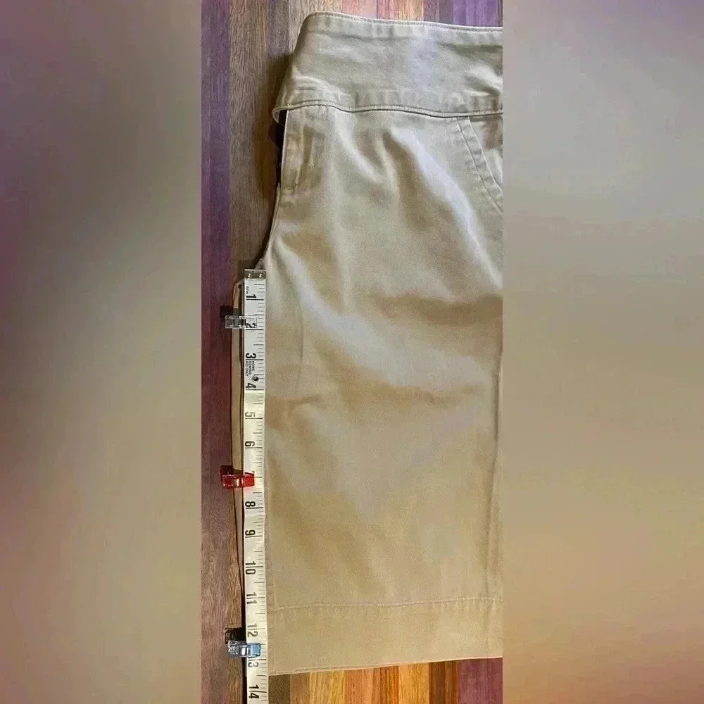 Victoria's Secret Moda International Tan Bermuda Shorts, 10 - Picture 5 of 7